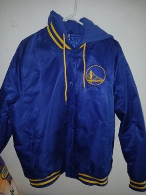 Men's Golden State Warriors Satin Varsity Bomber Jacket with Hood